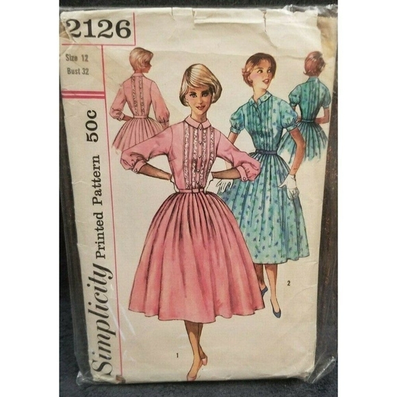 LOT 1950s -1960s Vintage Sewing Pattern DRESS / SHORTS & SKIRT  - Picture 7 of 8